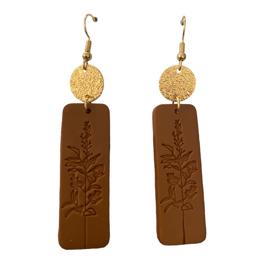 NWT Long Brown and Gold Clay Embossed Dangle Earrings
